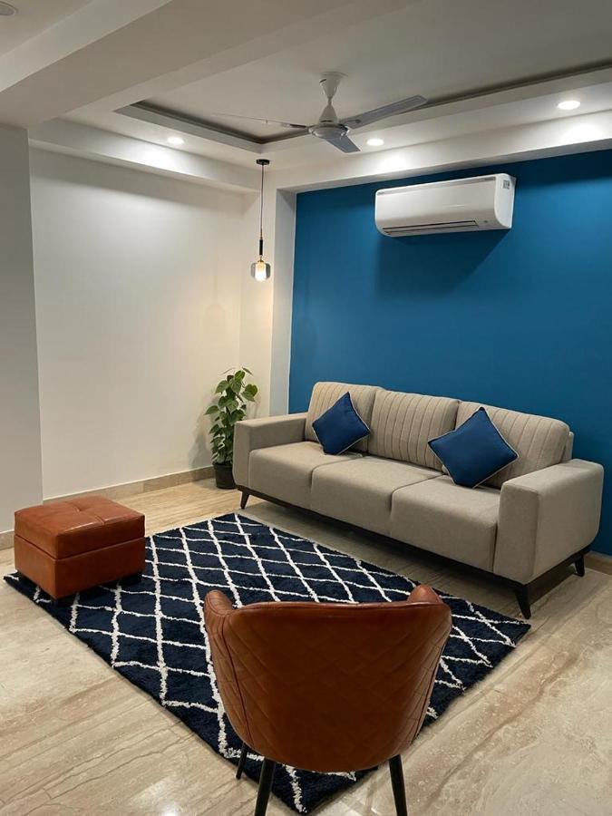 Flxho Uno - Serviced Apartment & Rooms - Golf Course Road Гургаон Екстериор снимка