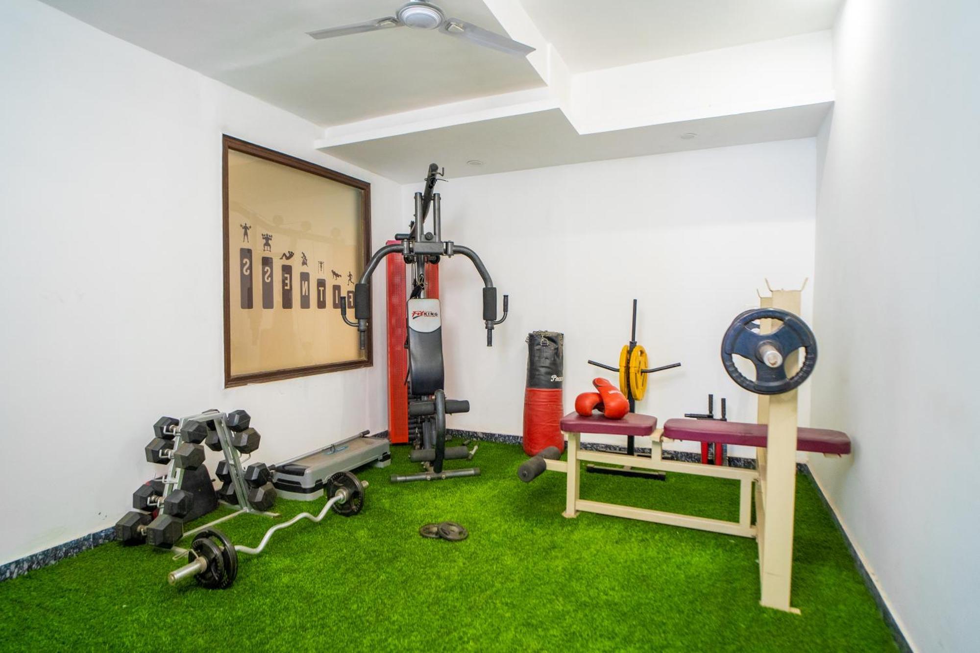 Flxho Uno - Serviced Apartment & Rooms - Golf Course Road Гургаон Екстериор снимка